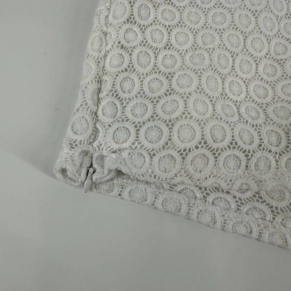 * Lilly Pulitzer for Target White Lace Eyelet Crop Top Size Medium - Picture 7 of 15